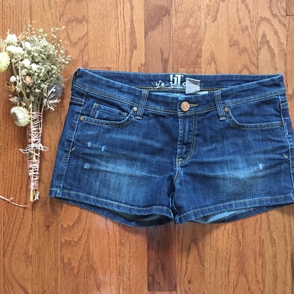 Jean Shorts Size 29 - Picture 1 of 3